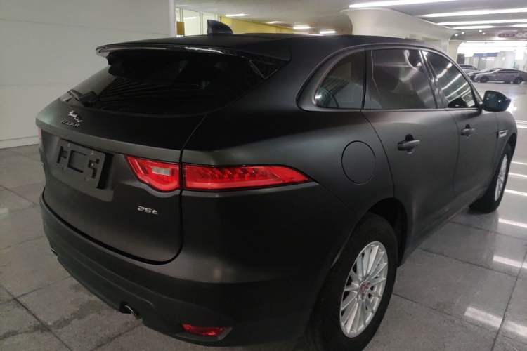 Used Jaguar F-PACE 2016 2.0T Two-Wheel Drive Urban Luxury Edition Rear Right 45 Deg