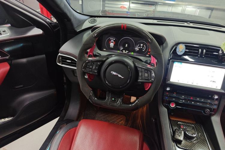 Used Jaguar F-PACE 2016 3.0 SC Four-Wheel Drive R-Sport Sport Edition Steering Wheel