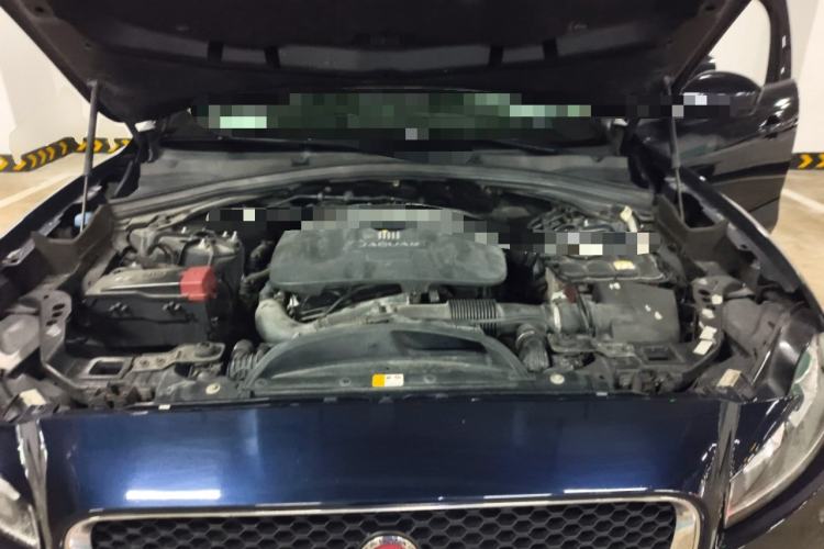 Used Jaguar F-PACE 2016 2.0T Two-Wheel Drive Urban Luxury Edition Engine Bay