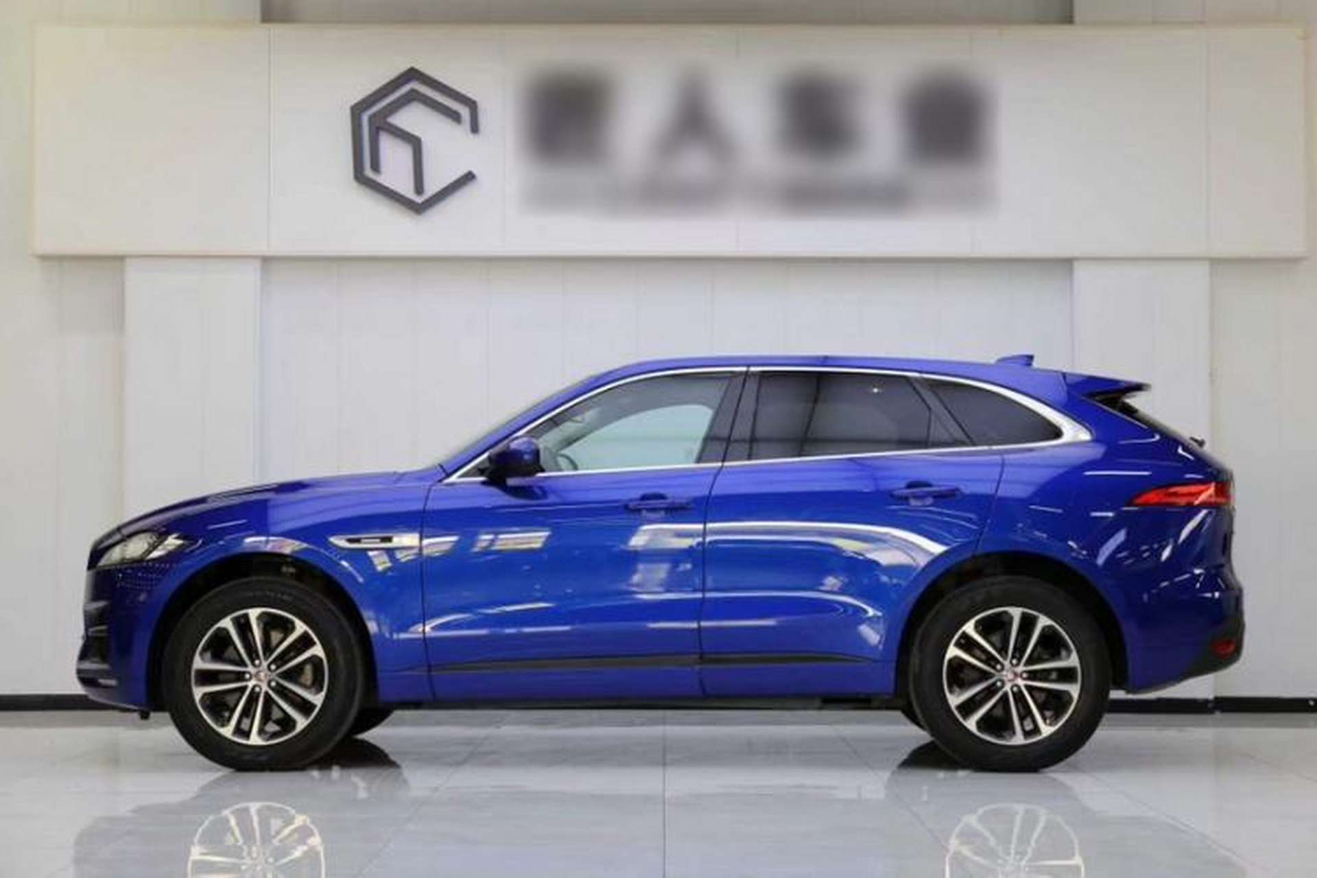 Used Jaguar F-PACE 2016 3.0 SC Four-Wheel Drive R-Sport Sport Edition Exterior 3