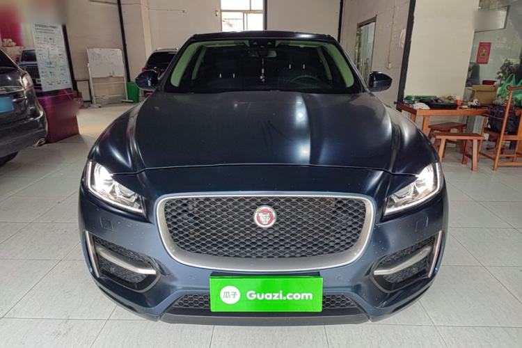 Used Jaguar F-PACE 2016 3.0 SC Four-Wheel Drive R-Sport Sport Edition Front