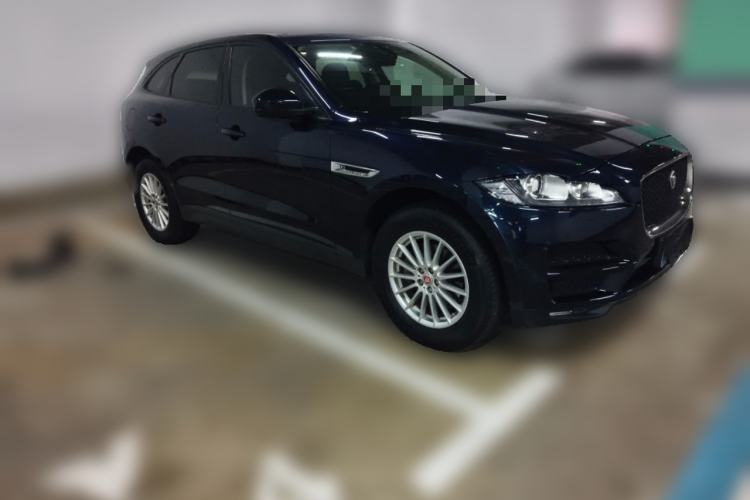 Used Jaguar F-PACE 2016 2.0T Two-Wheel Drive Urban Luxury Edition Front Right 45 Deg