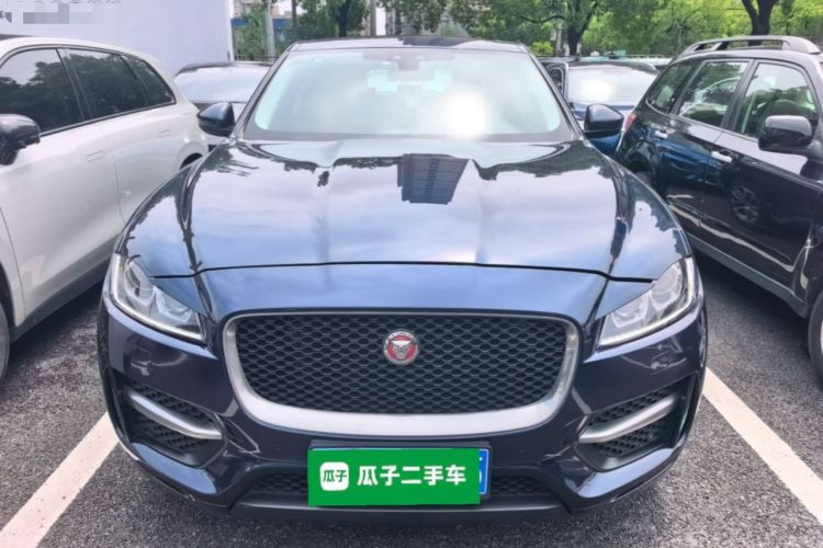Used Jaguar F-PACE 2016 2.0T Two-Wheel-Drive R-Sport Sport Edition Front