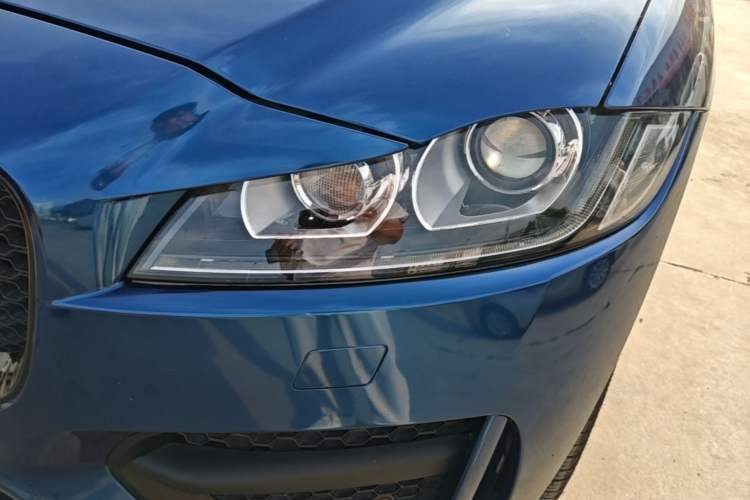 Used Jaguar F-PACE 2016 3.0 SC Four-Wheel Drive R-Sport Sport Edition Left Front Headlight
