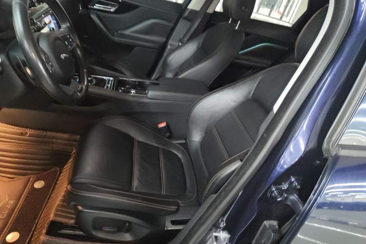 Used Jaguar F-PACE 2016 2.0T Two-Wheel Drive Urban Luxury Edition Left Front Seat