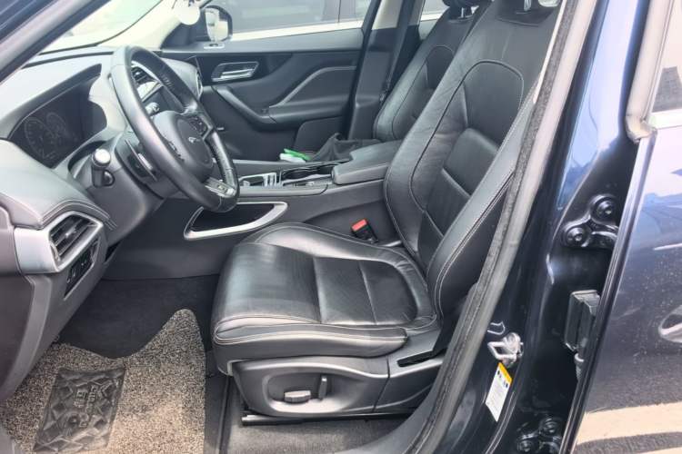 Used Jaguar F-PACE 2016 2.0T Two-Wheel-Drive R-Sport Sport Edition Left Front Seat