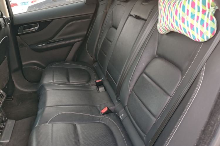 Used Jaguar F-PACE 2016 3.0 SC Four-Wheel Drive R-Sport Sport Edition Left Rear Seat