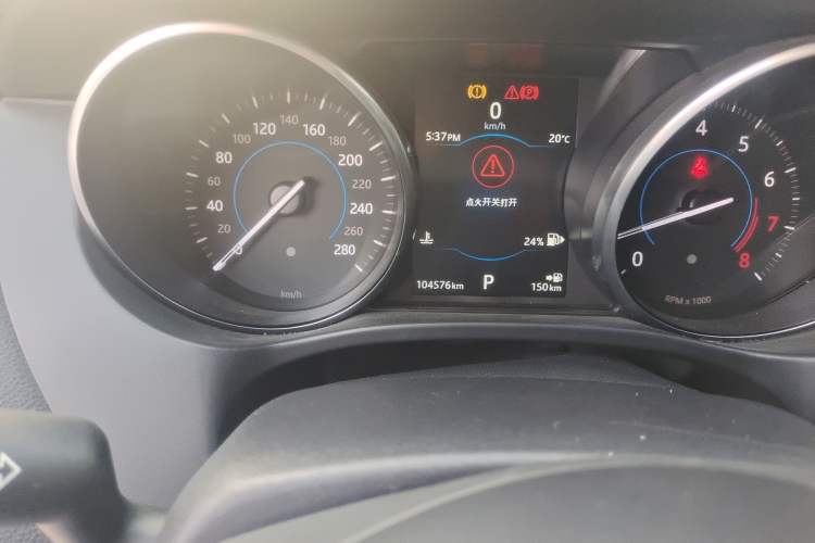 Used Jaguar F-PACE 2016 2.0T Two-Wheel Drive Urban Luxury Edition Odometer Close Up