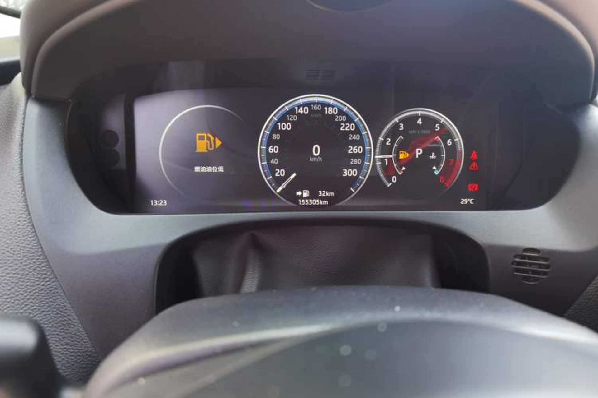 Used Jaguar F-PACE 2016 2.0T Two-Wheel-Drive R-Sport Sport Edition Odometer Close Up