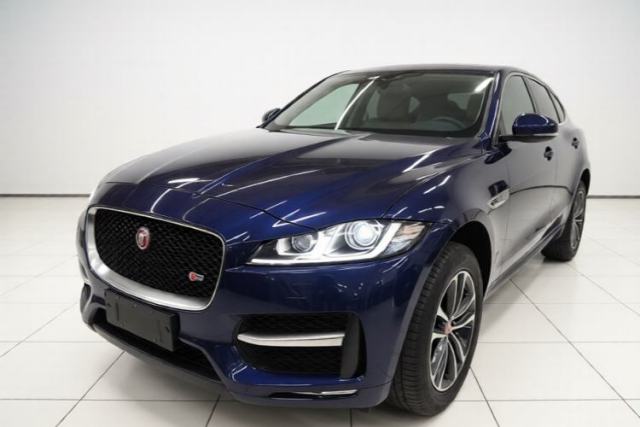 Used Jaguar F-PACE 2016 2.0T Two-Wheel-Drive R-Sport Sport Edition