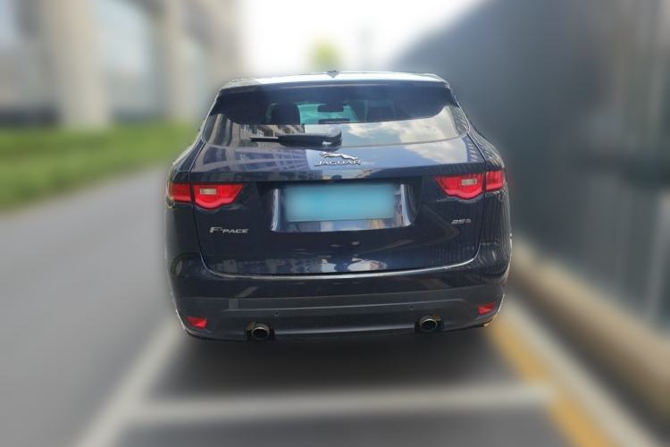 Used Jaguar F-PACE 2016 2.0T Two-Wheel-Drive R-Sport Sport Edition Rear