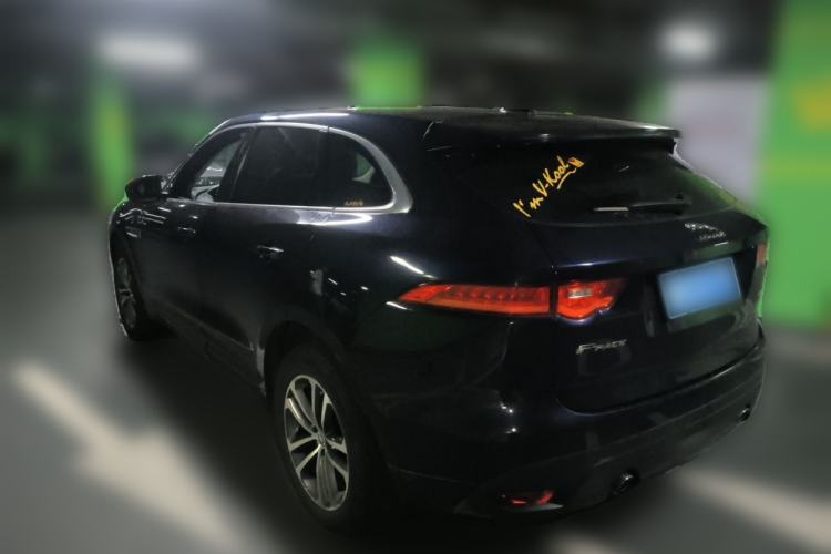 Used Jaguar F-PACE 2016 2.0T Two-Wheel-Drive R-Sport Sport Edition Rear Left 45 Deg