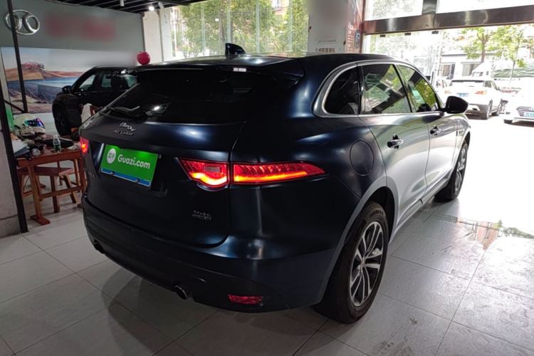 Used Jaguar F-PACE 2016 3.0 SC Four-Wheel Drive R-Sport Sport Edition Rear Right 45 Deg