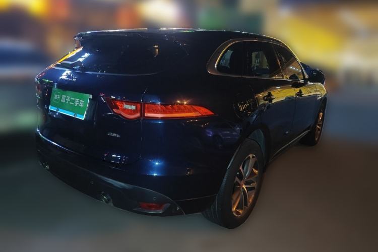 Used Jaguar F-PACE 2016 2.0T Two-Wheel-Drive R-Sport Sport Edition Rear Right 45 Deg