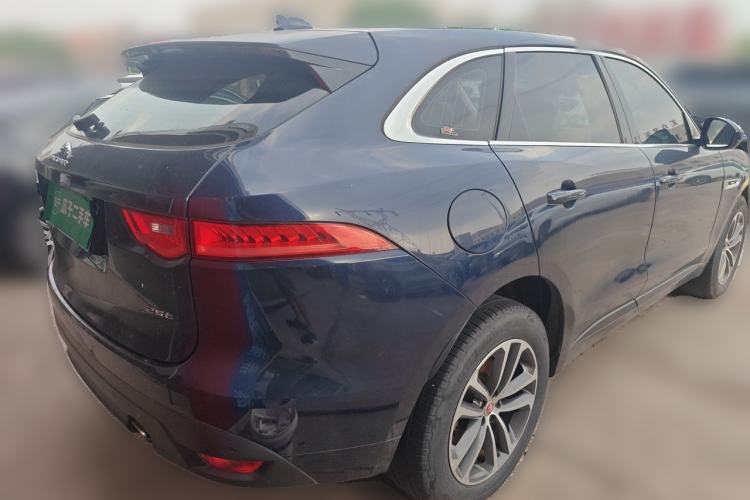 Used Jaguar F-PACE 2016 2.0T Two-Wheel-Drive R-Sport Sport Edition Rear Right 45 Deg