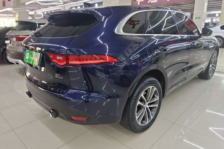 Used Jaguar F-PACE 2016 2.0T Two-Wheel-Drive R-Sport Sport Edition Rear Right 45 Deg