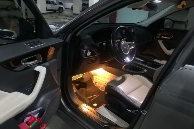 Used Jaguar F-PACE 2016 2.0T Two-Wheel-Drive R-Sport Sport Edition Driver Seat