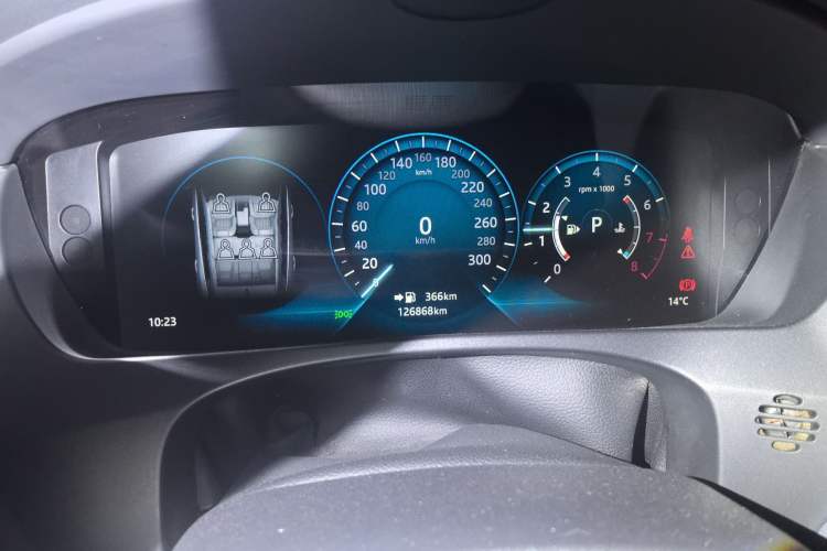 Used Jaguar F-PACE 2016 2.0T Two-Wheel-Drive R-Sport Sport Edition Instrument Cluster