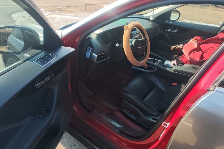 Used Jaguar F-PACE 2016 2.0T Two-Wheel-Drive R-Sport Sport Edition Driver Seat