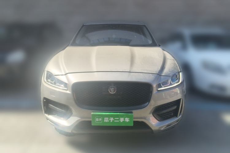 Used Jaguar F-PACE 2016 2.0T Two-Wheel-Drive R-Sport Sport Edition Front
