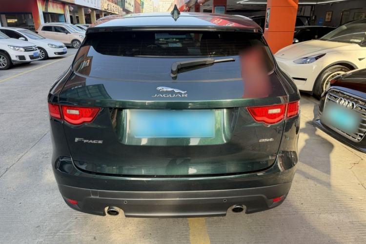 Used Jaguar F-PACE 2016 2.0T Two-Wheel-Drive R-Sport Sport Edition Exterior 4