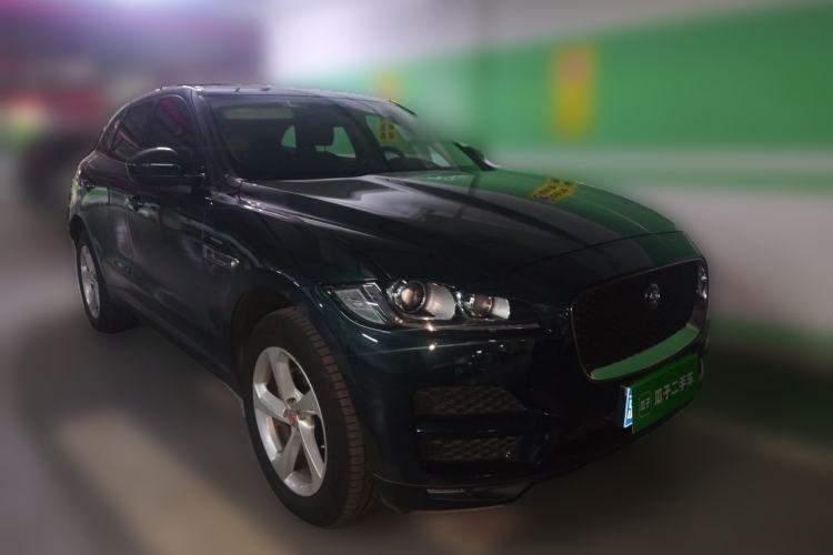 Used Jaguar F-PACE 2016 2.0T Two-Wheel Drive Urban Luxury Edition Front Right 45 Deg
