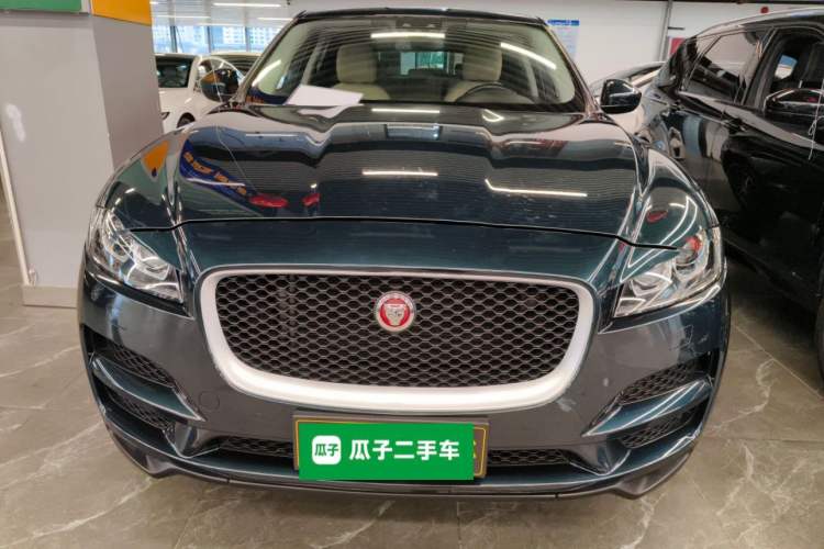 Used Jaguar F-PACE 2016 2.0T Two-Wheel Drive Urban Luxury Edition Front