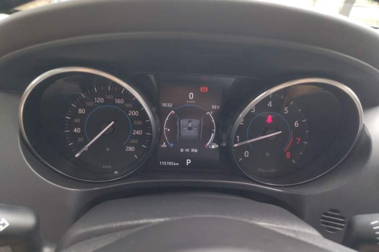 Used Jaguar F-PACE 2016 2.0T Two-Wheel Drive Urban Luxury Edition Instrument Cluster