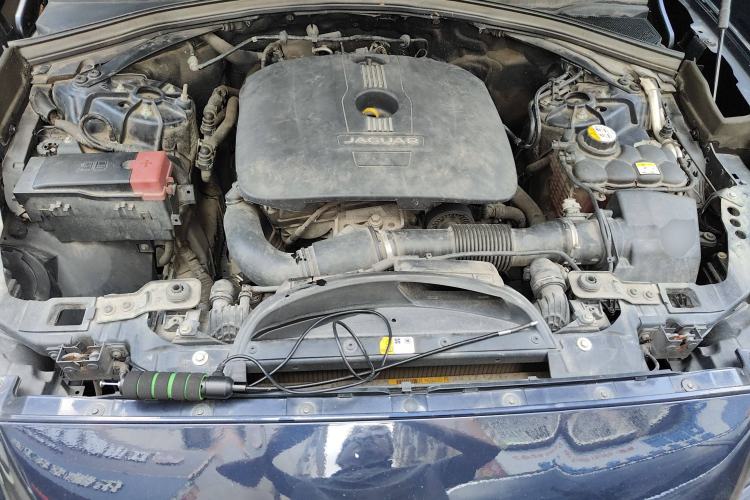 Used Jaguar F-PACE 2016 2.0T Two-Wheel Drive Urban Luxury Edition Engine Bay