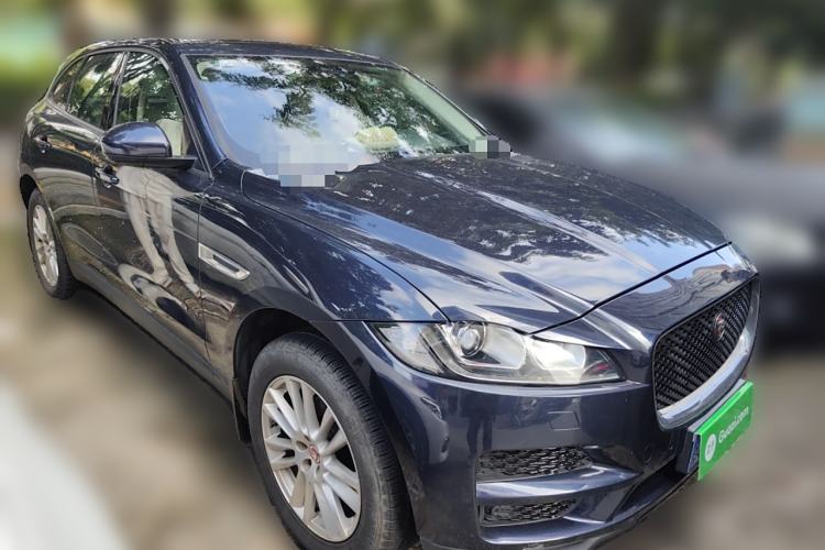 Used Jaguar F-PACE 2016 2.0T Two-Wheel Drive Urban Luxury Edition Front Right 45 Deg