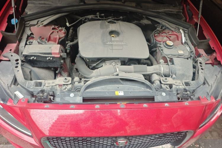 Used Jaguar F-PACE 2016 2.0T Two-Wheel Drive Urban Luxury Edition Engine Bay