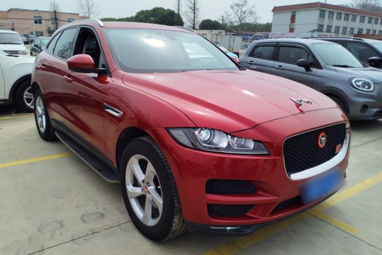 Used Jaguar F-PACE 2016 2.0T Two-Wheel Drive Urban Luxury Edition Exterior 1