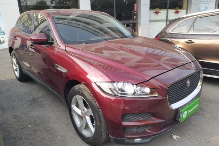 Used Jaguar F-PACE 2016 2.0T Two-Wheel Drive Urban Luxury Edition Exterior 2