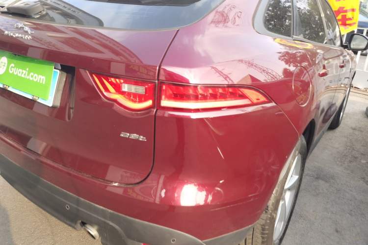 Used Jaguar F-PACE 2016 2.0T Two-Wheel Drive Urban Luxury Edition Exterior 6