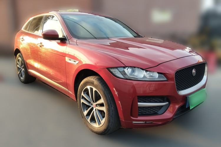 Used Jaguar F-PACE 2016 2.0T Two-Wheel-Drive R-Sport Sport Edition Front Right 45 Deg