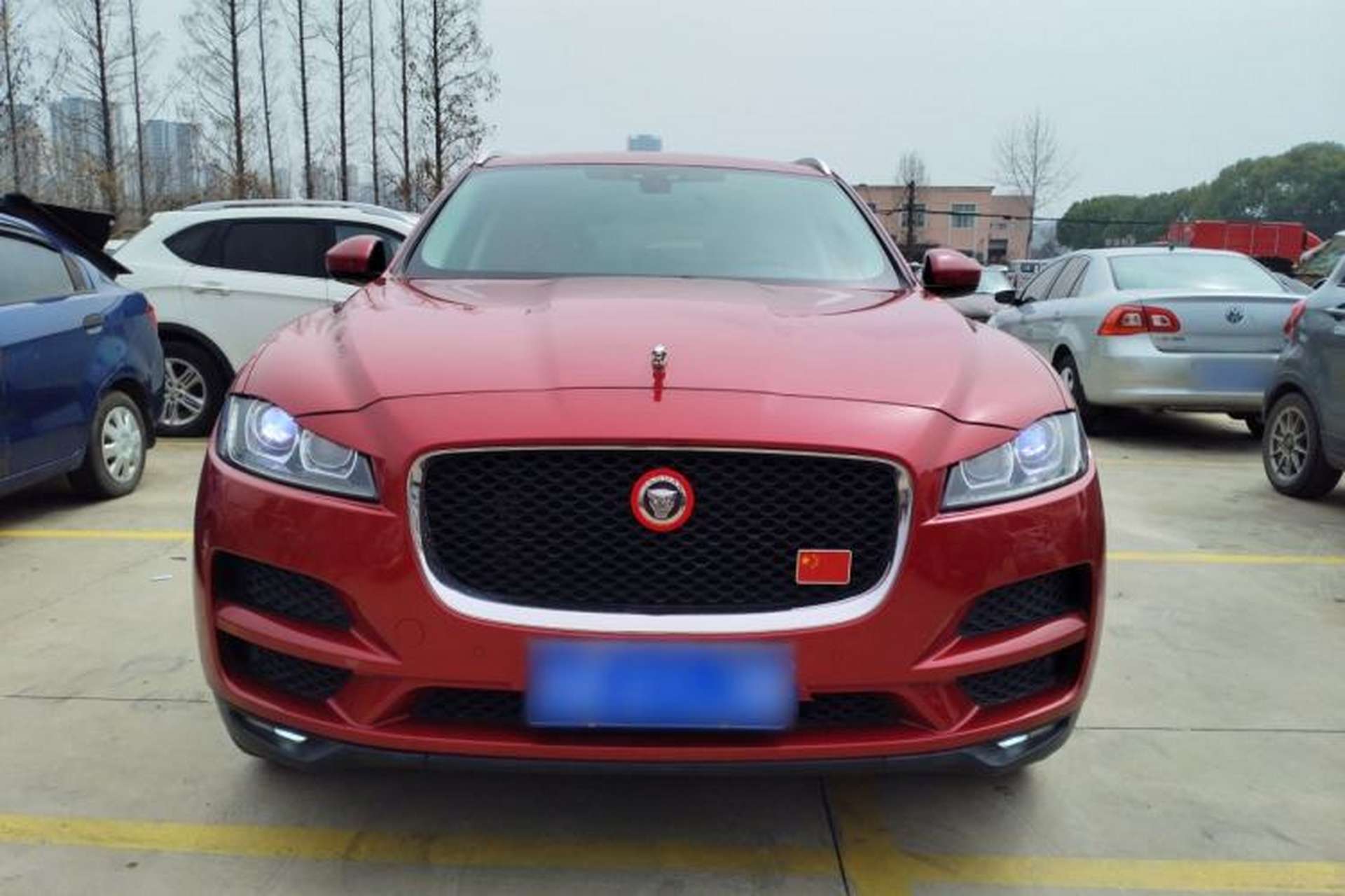 Used Jaguar F-PACE 2016 2.0T Two-Wheel Drive Urban Luxury Edition Front