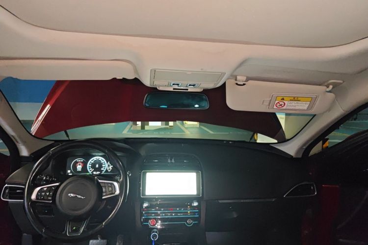 Used Jaguar F-PACE 2016 2.0T Two-Wheel-Drive R-Sport Sport Edition Headliner