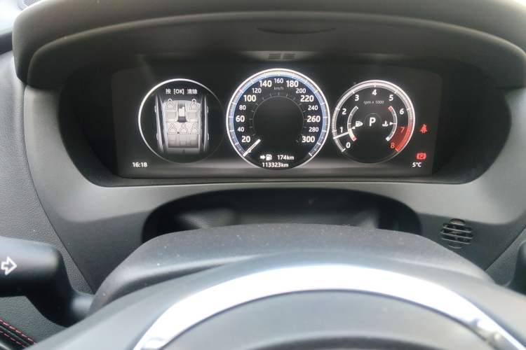 Used Jaguar F-PACE 2016 2.0T Two-Wheel-Drive R-Sport Sport Edition Instrument Cluster