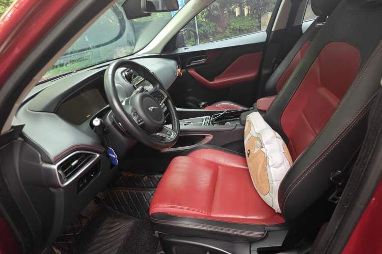 Used Jaguar F-PACE 2016 2.0T Two-Wheel-Drive R-Sport Sport Edition Left Front Seat