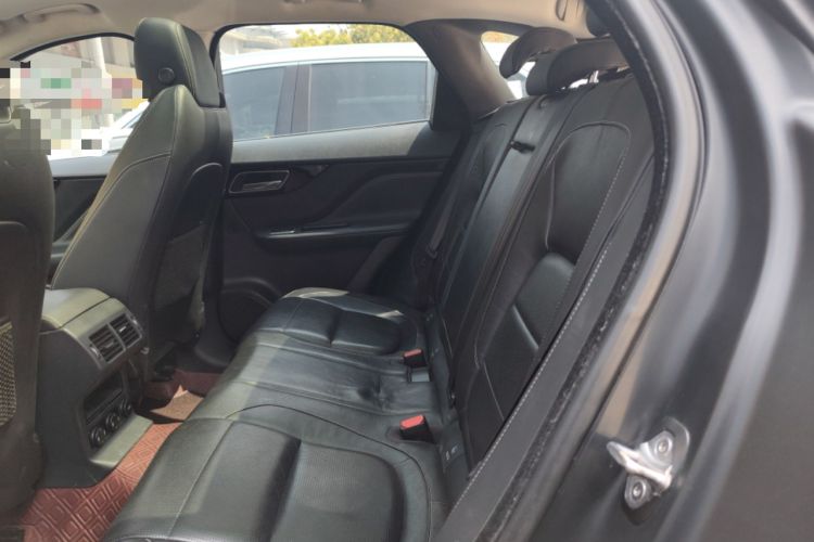 Used Jaguar F-PACE 2016 3.0 SC Four-Wheel Drive R-Sport Sport Edition Left Rear Seat