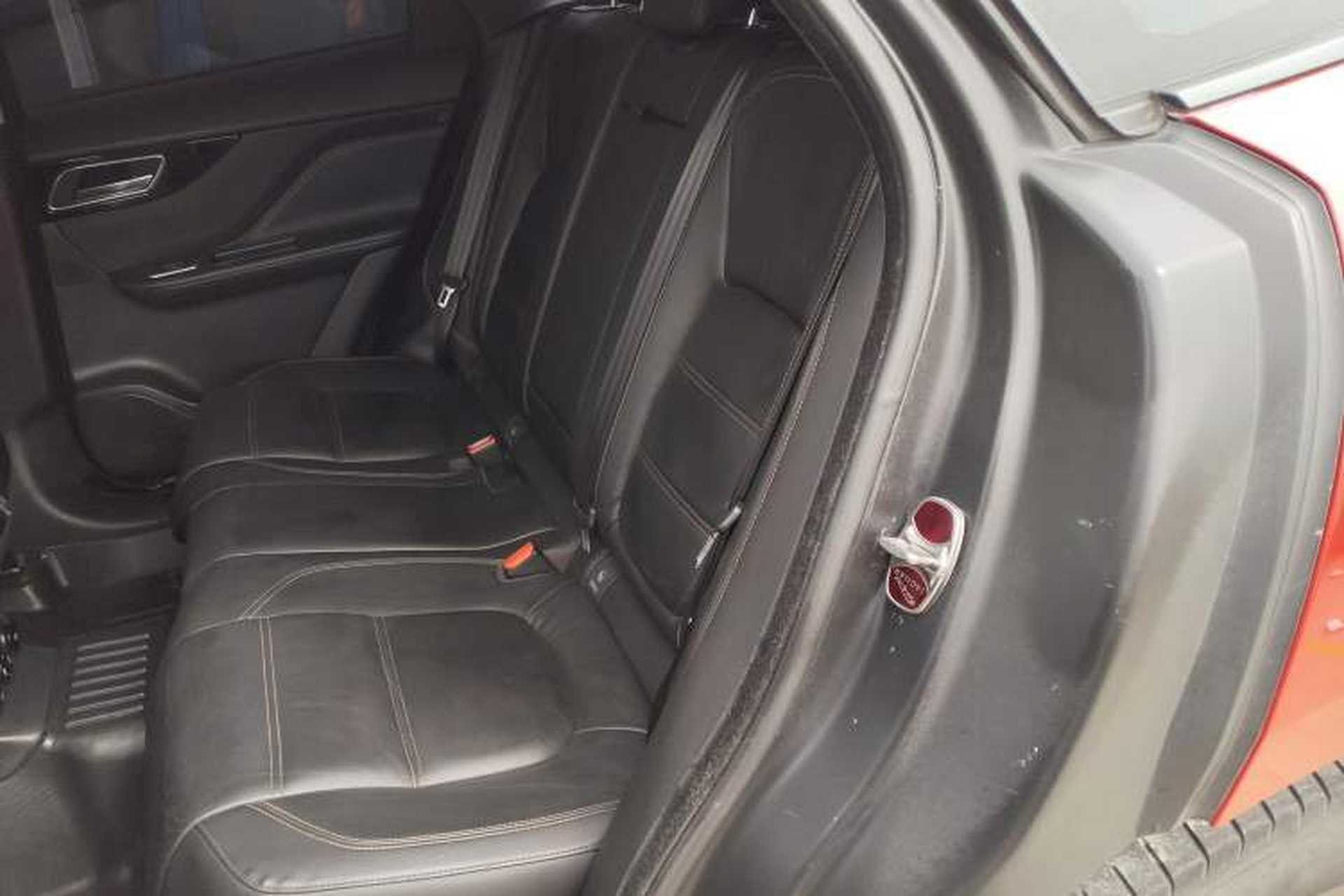 Used Jaguar F-PACE 2016 2.0T Two-Wheel Drive Urban Luxury Edition Left Rear Seat