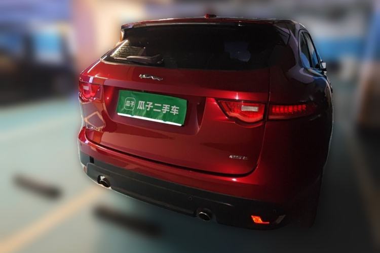 Used Jaguar F-PACE 2016 2.0T Two-Wheel-Drive R-Sport Sport Edition Rear
