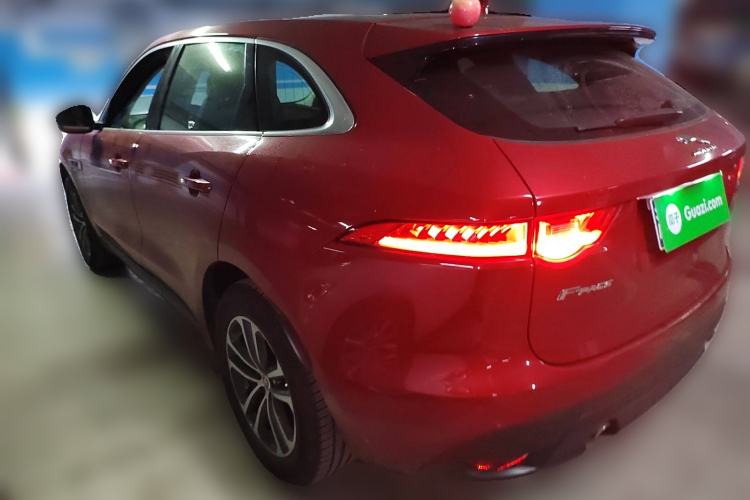 Used Jaguar F-PACE 2016 2.0T Two-Wheel-Drive R-Sport Sport Edition Rear Left 45 Deg