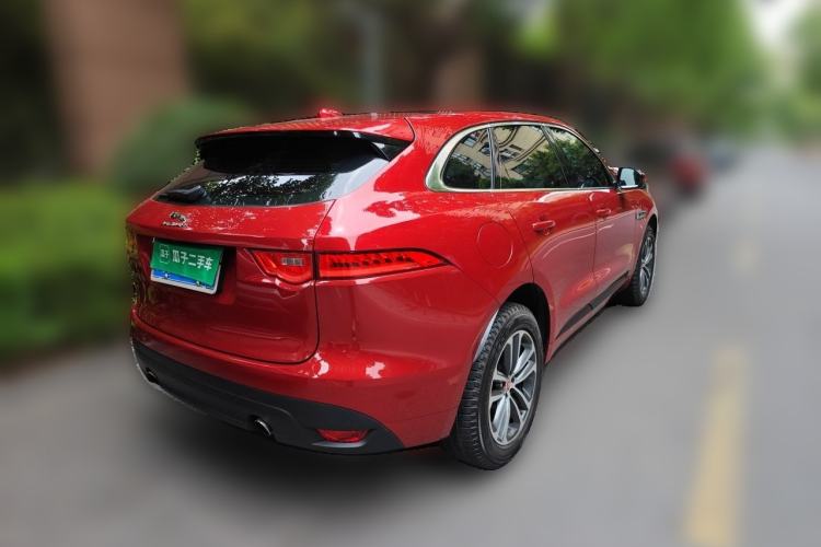 Used Jaguar F-PACE 2016 2.0T Two-Wheel-Drive R-Sport Sport Edition Rear Right 45 Deg