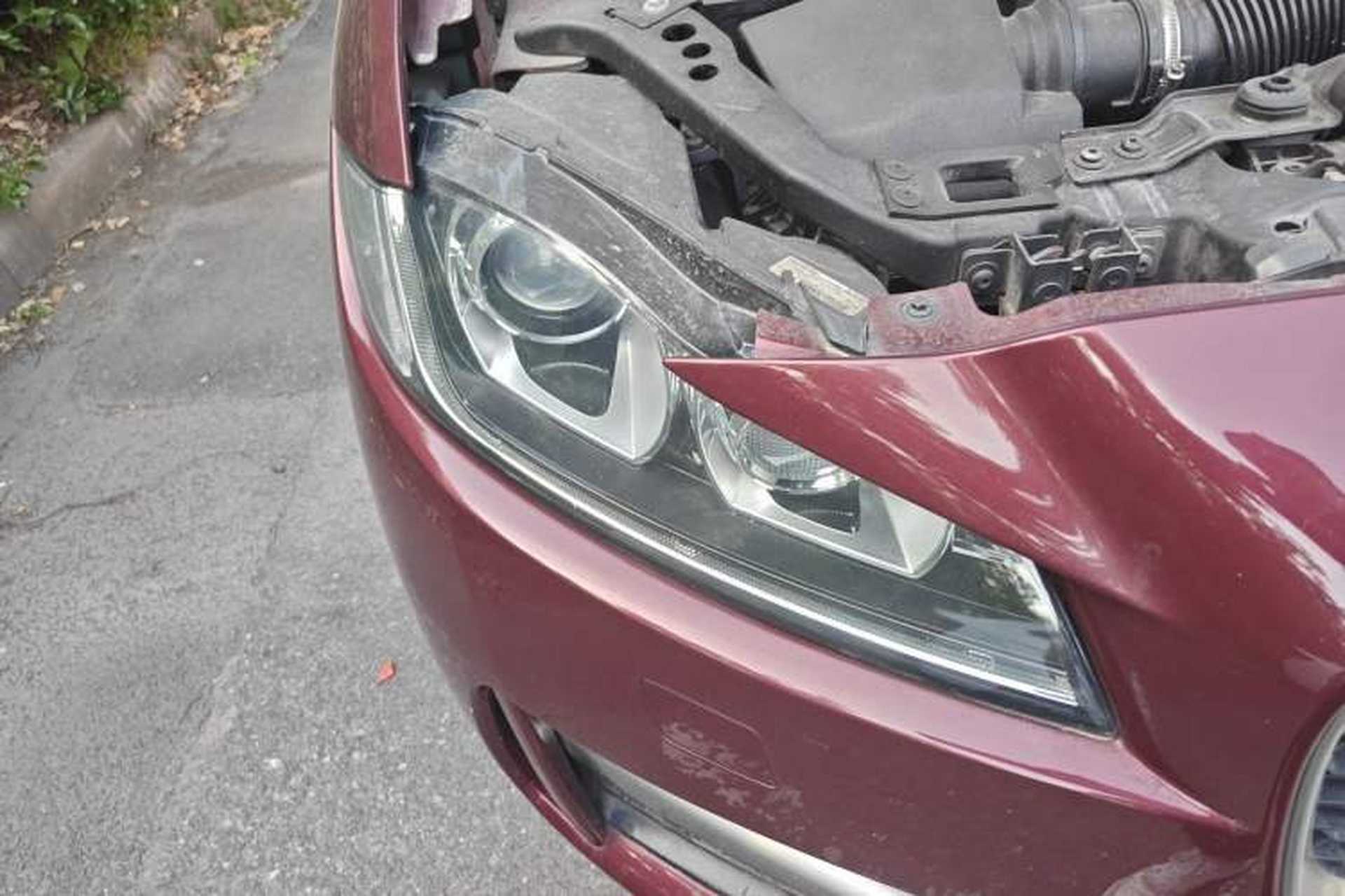 Used Jaguar F-PACE 2016 3.0 SC Four-Wheel Drive R-Sport Sport Edition Right Front Headlight