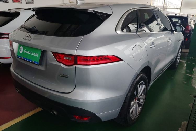 Used Jaguar F-PACE 2016 3.0 SC Four-Wheel Drive R-Sport Sport Edition Rear Right 45 Deg