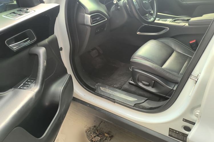 Used Jaguar F-PACE 2016 3.0 SC Four-Wheel Drive R-Sport Sport Edition Driver Seat