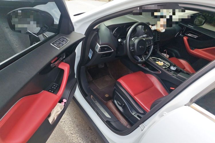 Used Jaguar F-PACE 2016 3.0 SC Four-Wheel Drive R-Sport Sport Edition Driver Seat