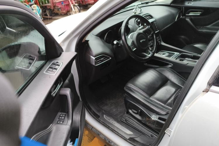 Used Jaguar F-PACE 2016 3.0 SC Four-Wheel Drive R-Sport Sport Edition Driver Seat