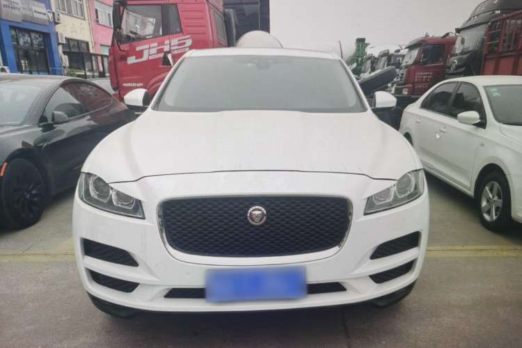 Used Jaguar F-PACE 2016 2.0T Two-Wheel Drive Urban Luxury Edition Exterior 1